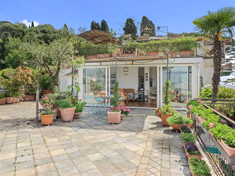 Immagine 11 di Appartamento in vendita  in Via Aurelia 270 a Rapallo