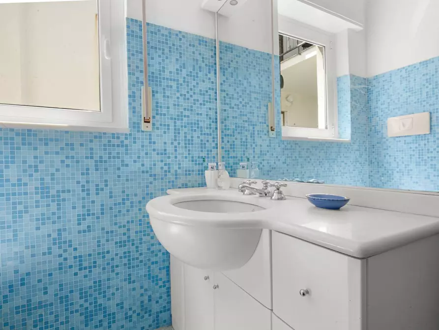 Immagine 28 di Appartamento in vendita  in Via Aurelia 270 a Rapallo