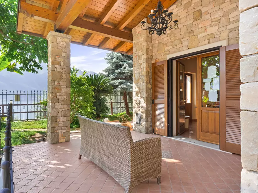 Immagine 5 di Villa in vendita  in Via Milanesa 10/A3 a Limone Sul Garda