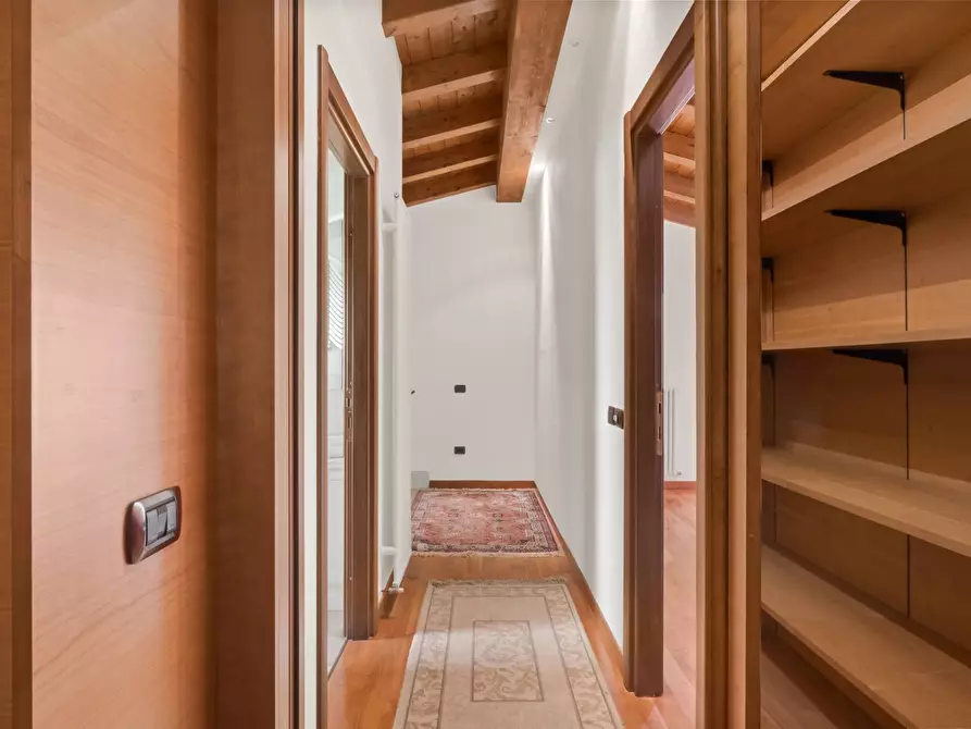 Immagine 37 di Villa in vendita  in Via Milanesa 10/A3 a Limone Sul Garda