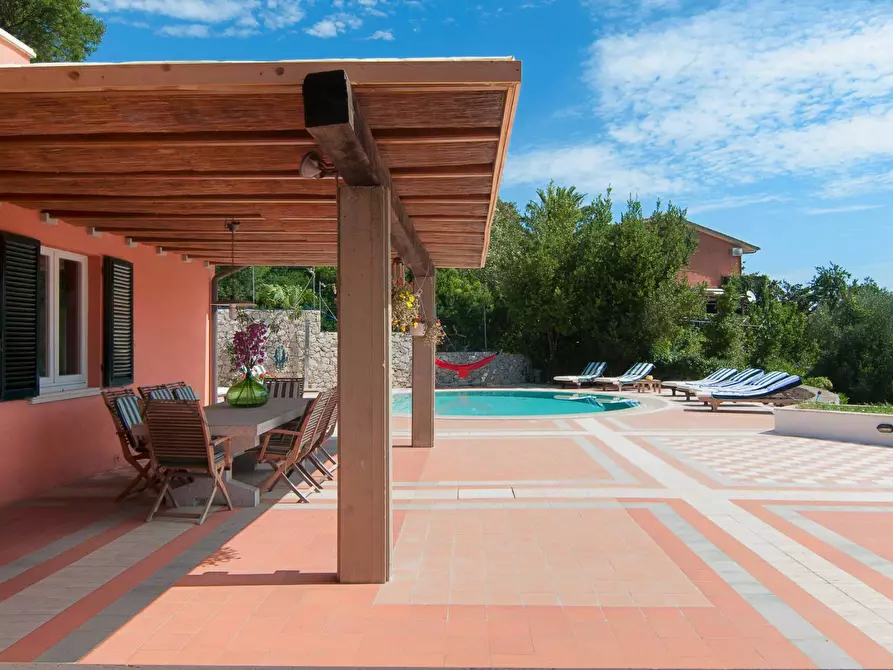 Immagine 8 di Villa in vendita  in Via Briot a Portoferraio