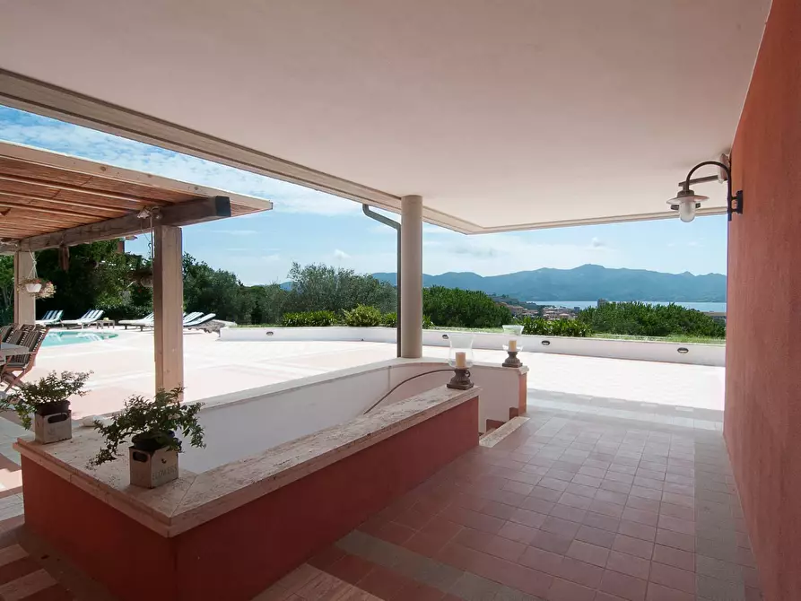 Immagine 10 di Villa in vendita  in Via Briot a Portoferraio
