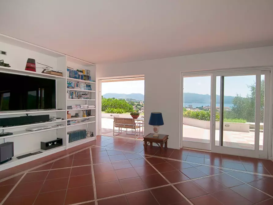 Immagine 16 di Villa in vendita  in Via Briot a Portoferraio