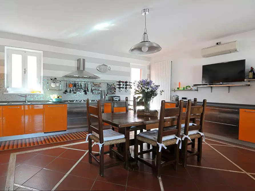 Immagine 18 di Villa in vendita  in Via Briot a Portoferraio