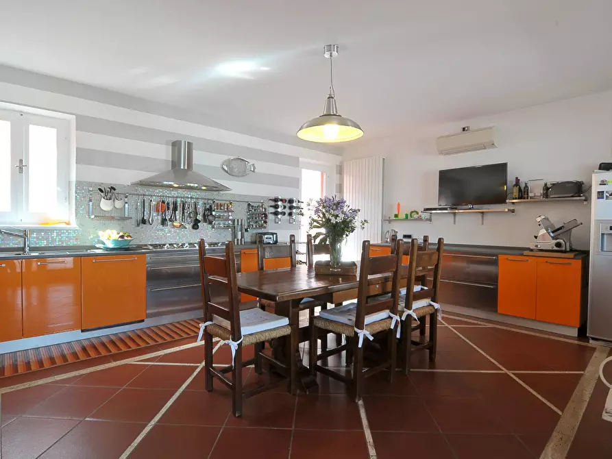 Immagine 19 di Villa in vendita  in Via Briot a Portoferraio