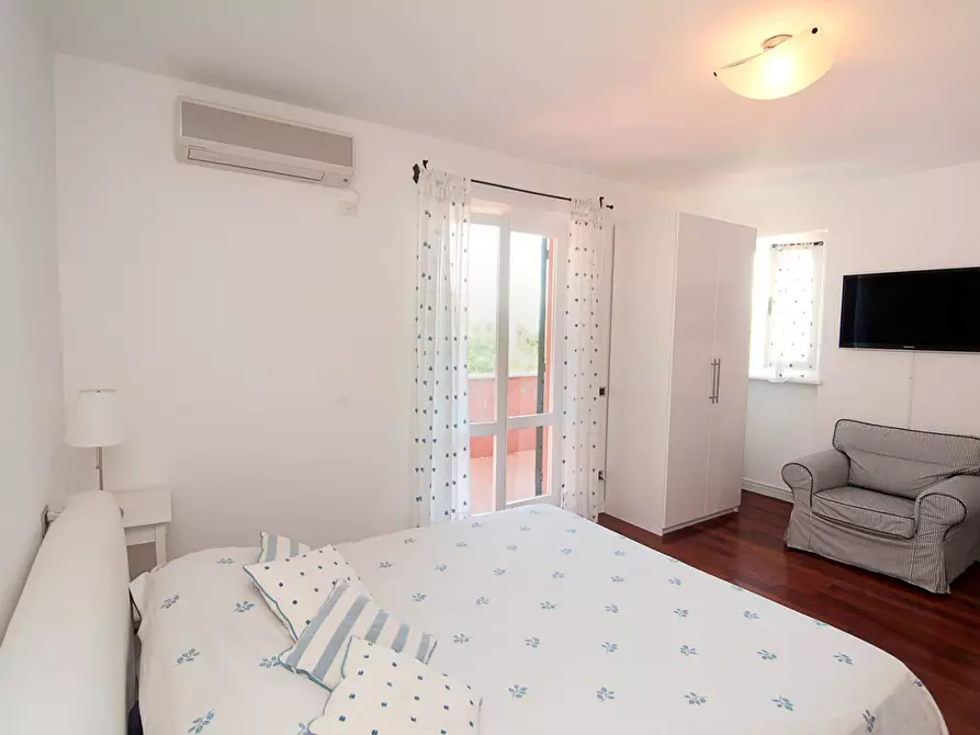 Immagine 21 di Villa in vendita  in Via Briot a Portoferraio