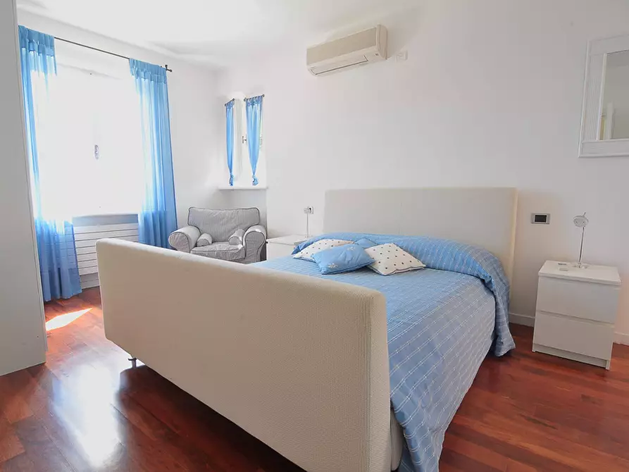 Immagine 31 di Villa in vendita  in Via Briot a Portoferraio