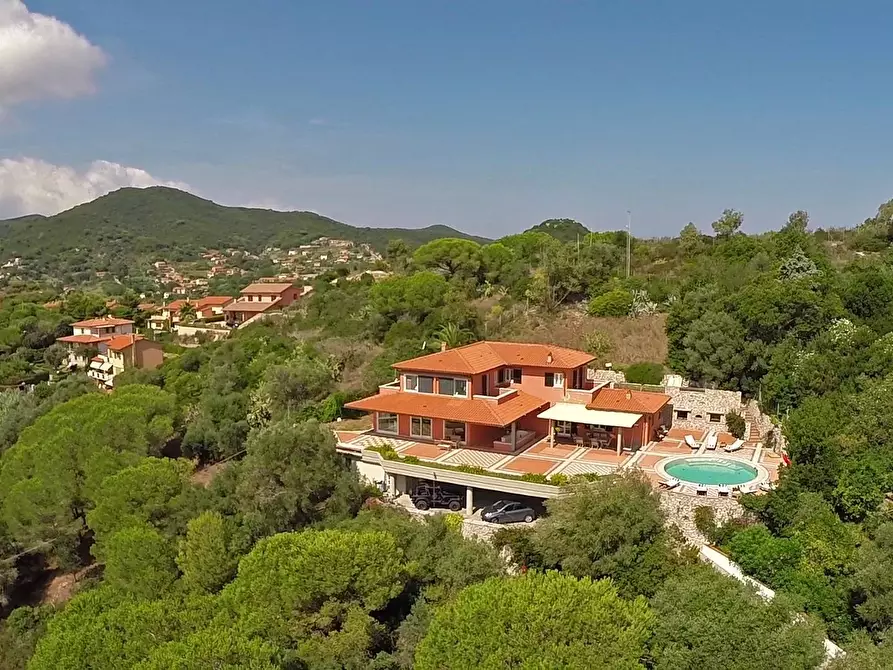 Immagine 37 di Villa in vendita  in Via Briot a Portoferraio
