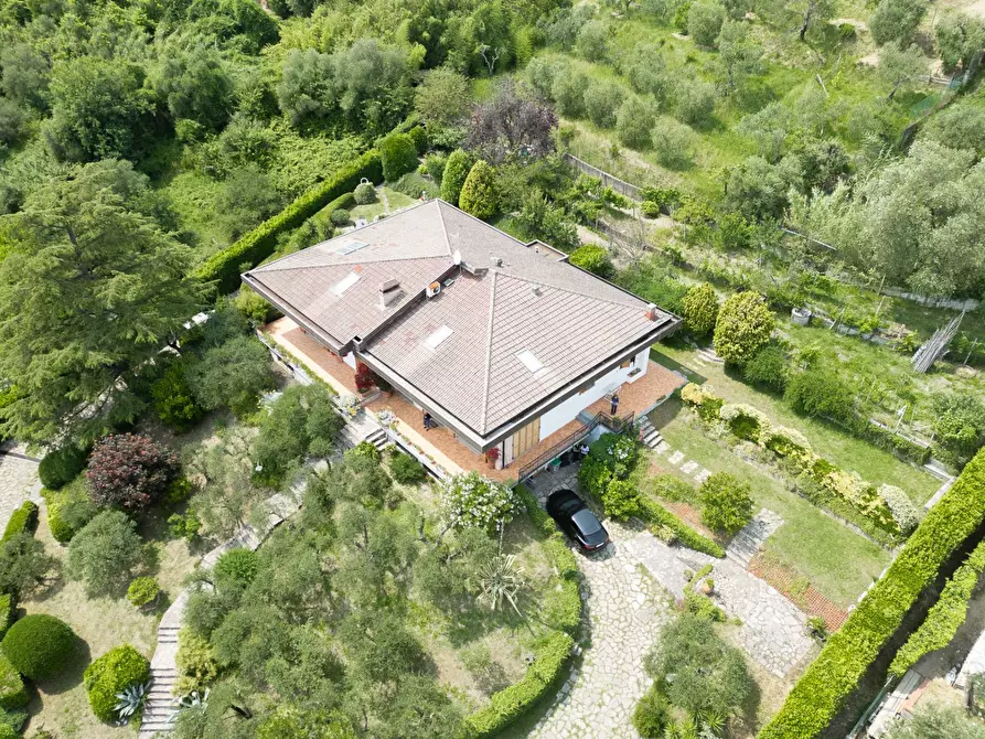 Immagine 22 di Villa in vendita  in Via Montepertico 110 a La Spezia