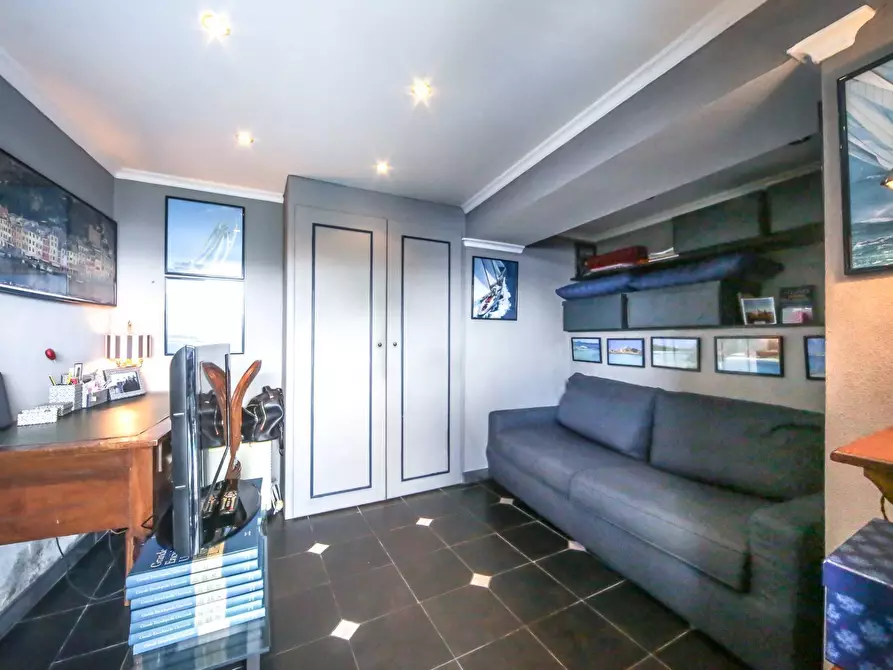 Immagine 23 di Villa in vendita  in Salita Montallegro 11 a Rapallo