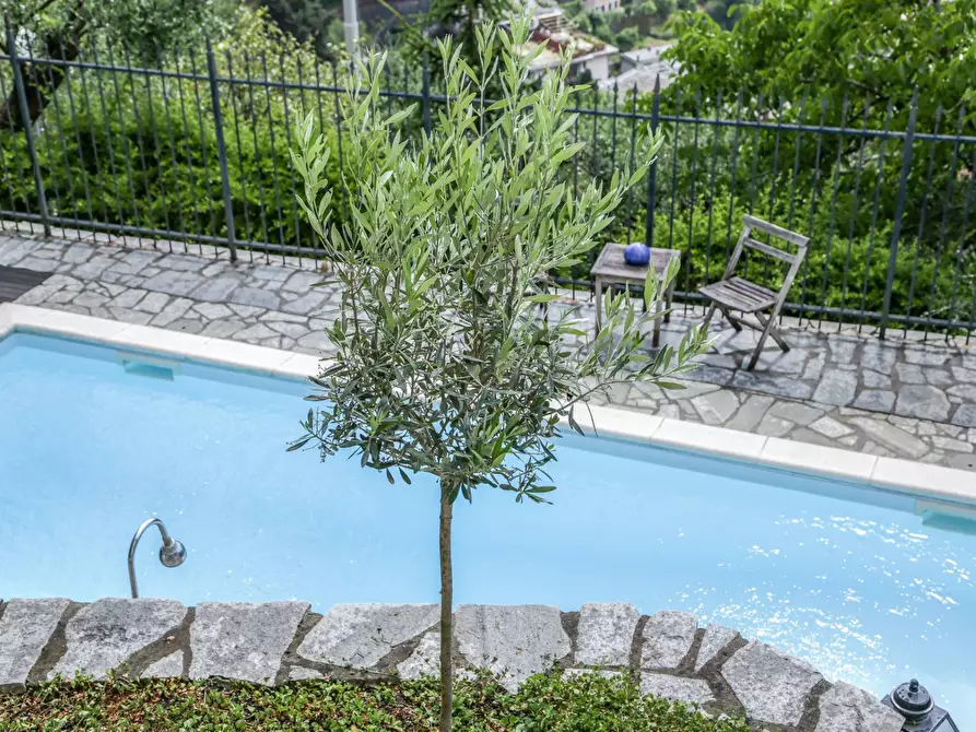 Immagine 26 di Villa in vendita  in Salita Montallegro 11 a Rapallo