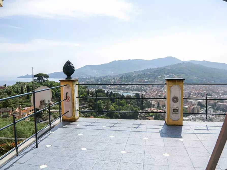 Immagine 8 di Villa in vendita  in Salita Montallegro 11 a Rapallo