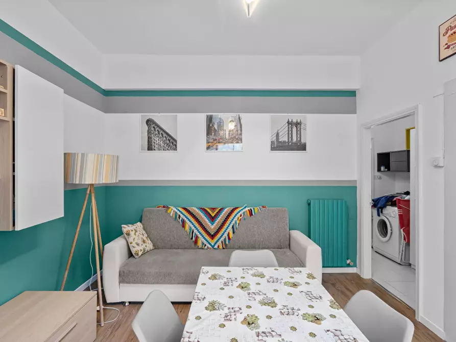 Immagine 2 di Appartamento in vendita  in via Costaguta 13 a Rapallo