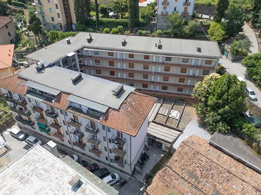 Immagine 11 di Appartamento in vendita  in via Costaguta 13 a Rapallo