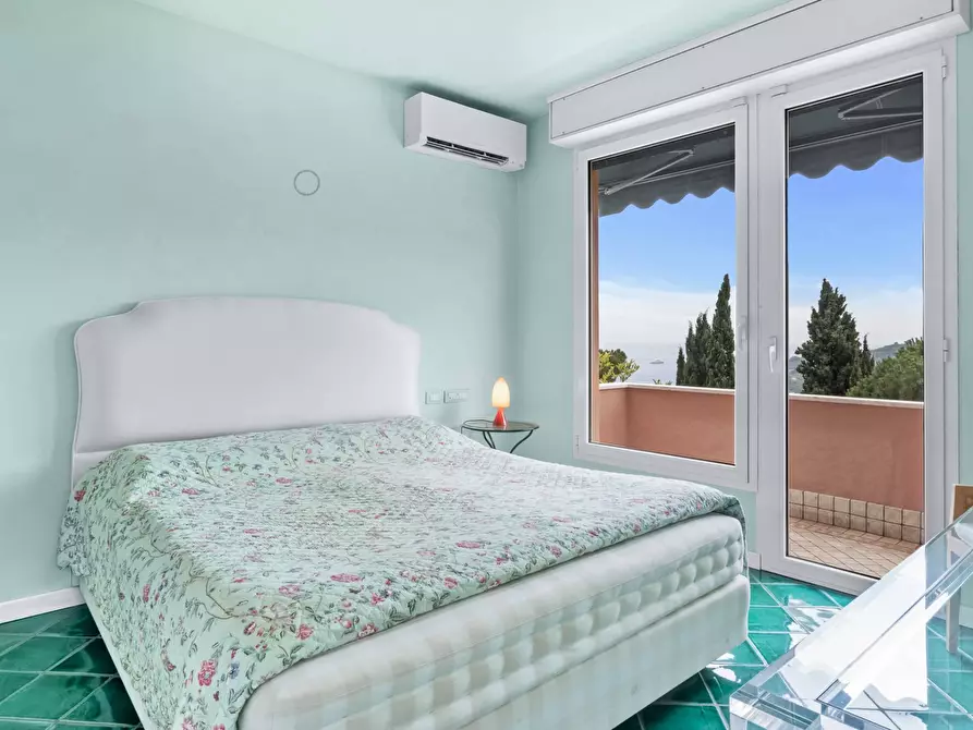 Immagine 27 di Villa in vendita  in Viale Privato Sereno 8 a Santa Margherita Ligure