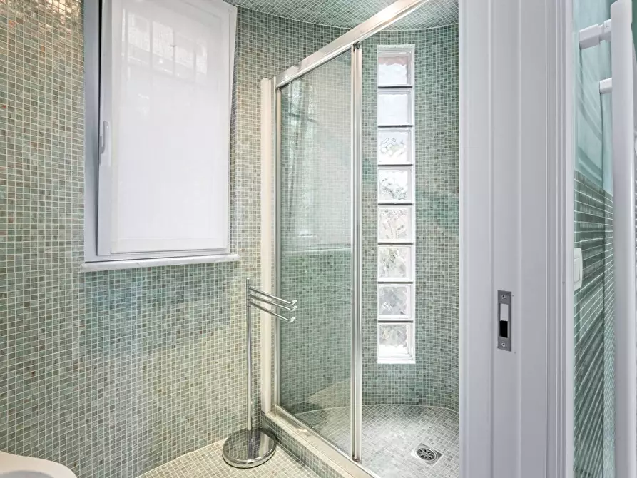 Immagine 30 di Villa in vendita  in Viale Privato Sereno 8 a Santa Margherita Ligure