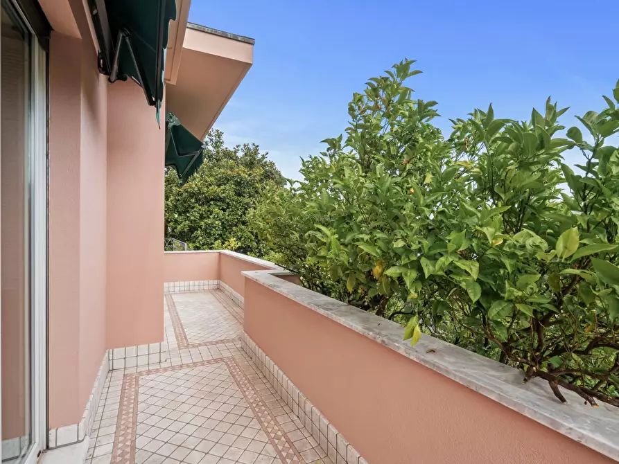 Immagine 31 di Villa in vendita  in Viale Privato Sereno 8 a Santa Margherita Ligure