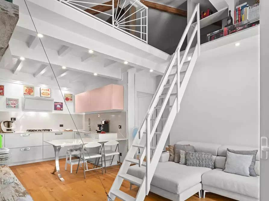 Immagine 1 di Appartamento in vendita  in via delle americhe 28 a Sestri Levante