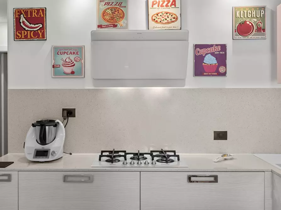 Immagine 6 di Appartamento in vendita  in via delle americhe 28 a Sestri Levante