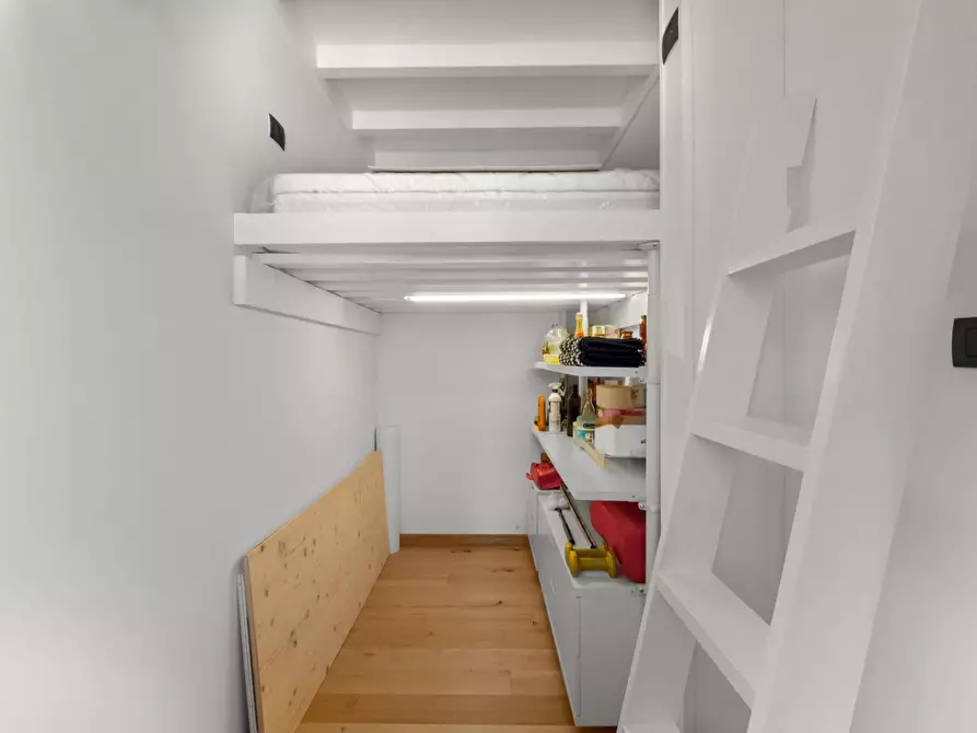 Immagine 10 di Appartamento in vendita  in via delle americhe 28 a Sestri Levante