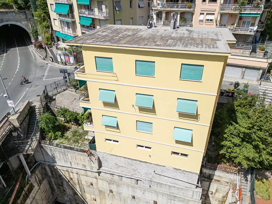 Immagine 12 di Appartamento in vendita  in Via Sessarego 1 a Bogliasco