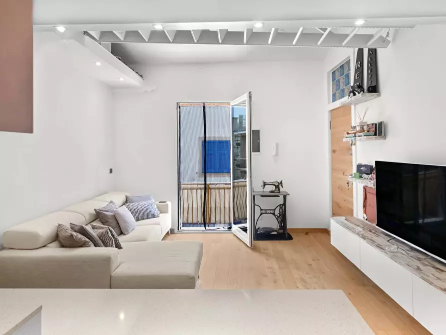 Immagine 3 di Appartamento in vendita  in via delle americhe 28 a Sestri Levante