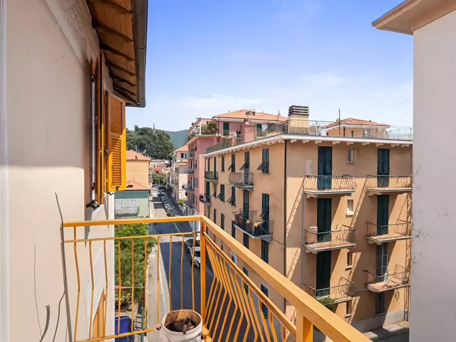 Immagine 19 di Appartamento in vendita  in via delle americhe 28 a Sestri Levante