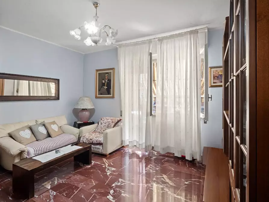 Immagine 1 di Appartamento in vendita  in corso 4 novembre 67 a Cogorno