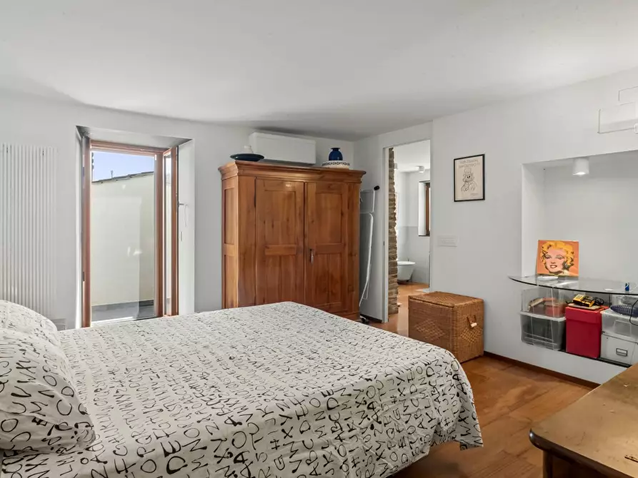 Immagine 8 di Appartamento in vendita  in Via Dino Berisso a Avegno