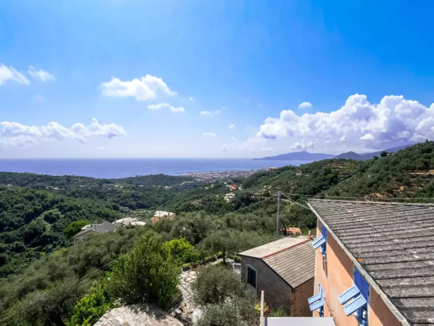 Immagine 16 di Appartamento in vendita  in Via Dino Berisso a Avegno