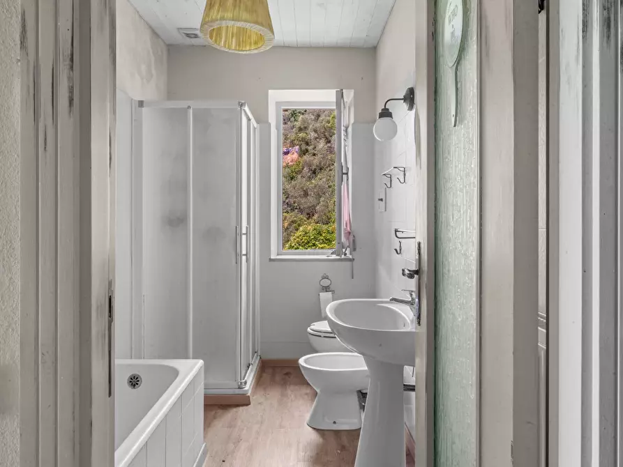 Immagine 10 di Casa indipendente in vendita  in via belvedere 121 a Cogorno