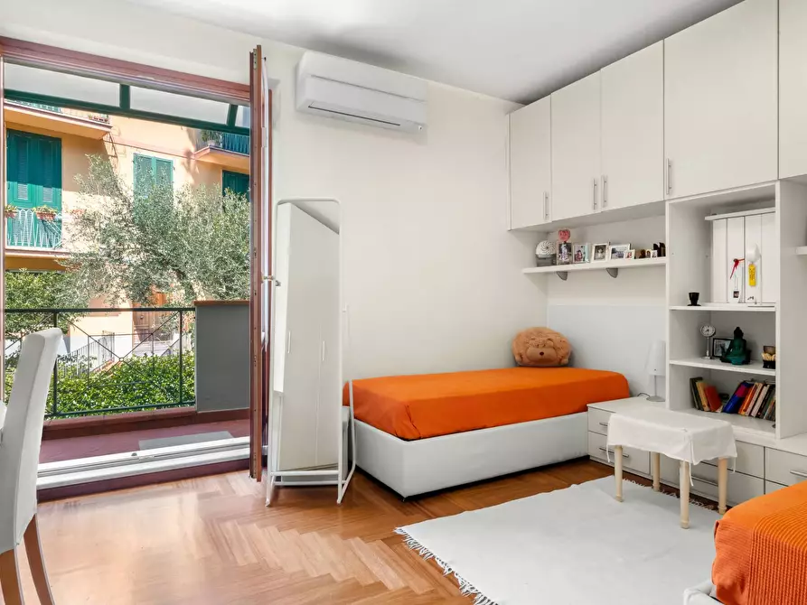 Immagine 13 di Villa in vendita  in Via Silvio Pellico 15 a La Spezia