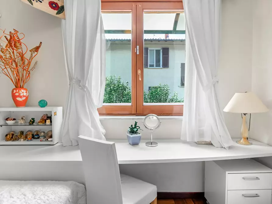 Immagine 15 di Villa in vendita  in Via Silvio Pellico 15 a La Spezia