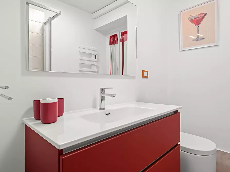 Immagine 9 di Appartamento in vendita  in Piazza Martiri Della Liberazione 31 a Santa Margherita Ligure