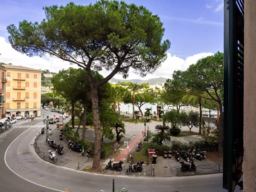 Immagine 11 di Appartamento in vendita  in Piazza Martiri Della Liberazione 31 a Santa Margherita Ligure