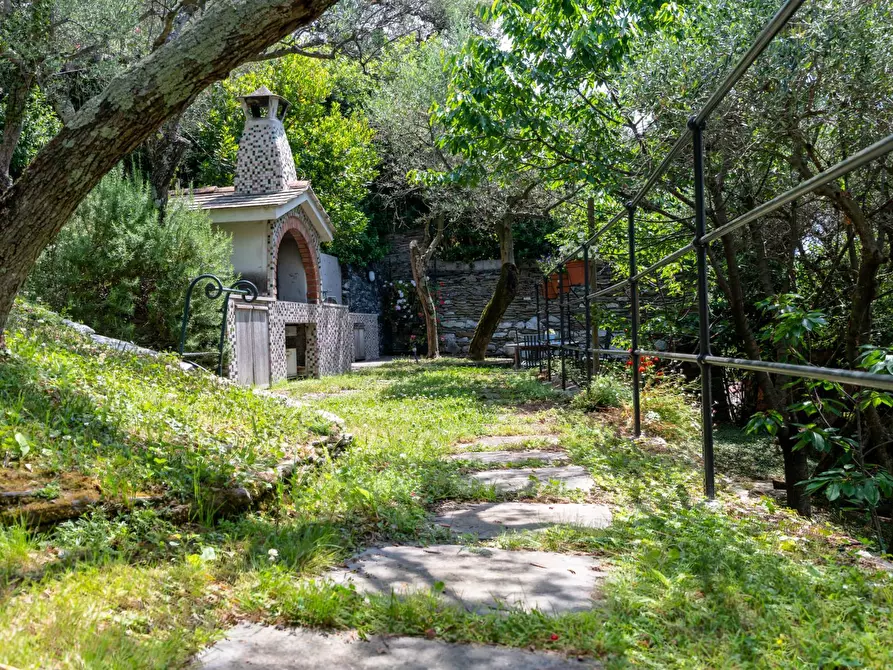 Immagine 30 di Villa in vendita  in via del laghetto 9 a Lavagna