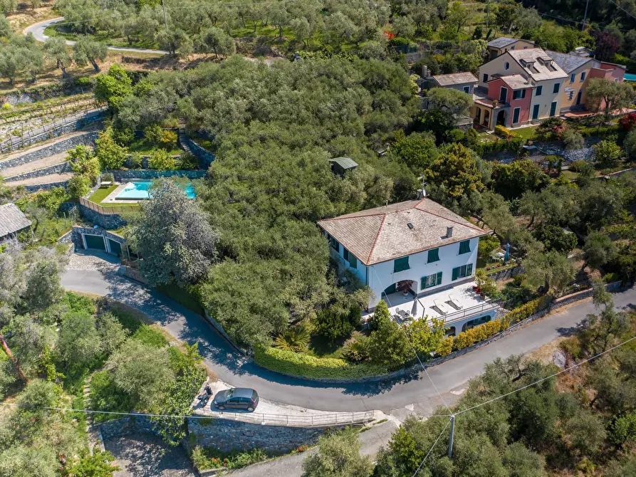 Immagine 40 di Villa in vendita  in via del laghetto 9 a Lavagna