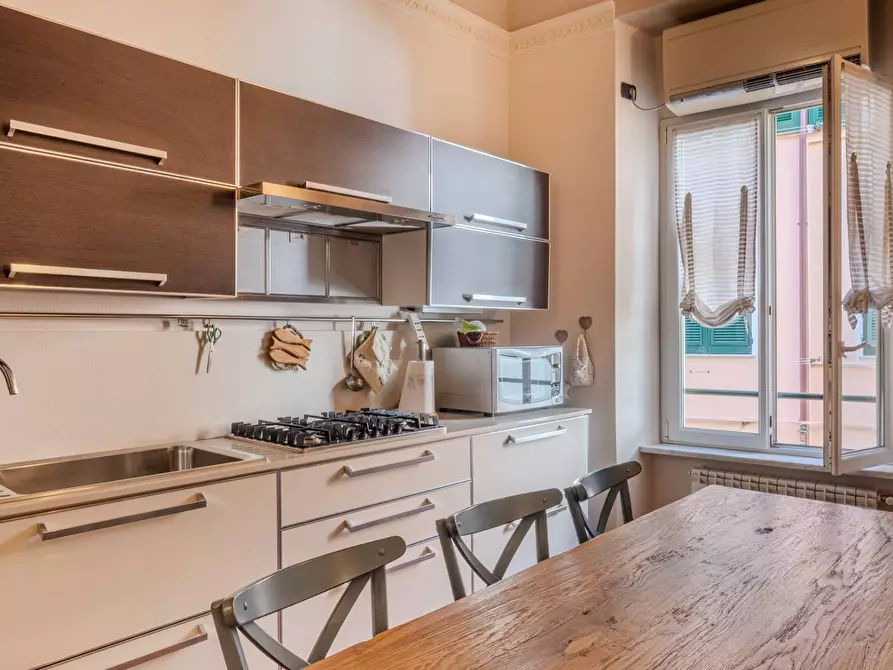 Immagine 1 di Appartamento in vendita  a Sestri Levante