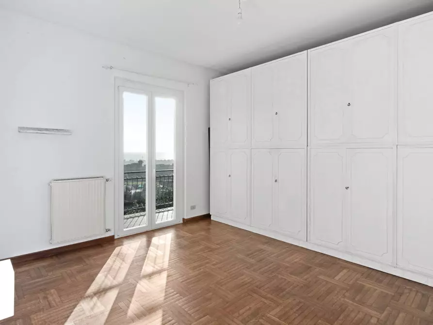 Immagine 9 di Villa in vendita  in Via Suea 75 a Lavagna