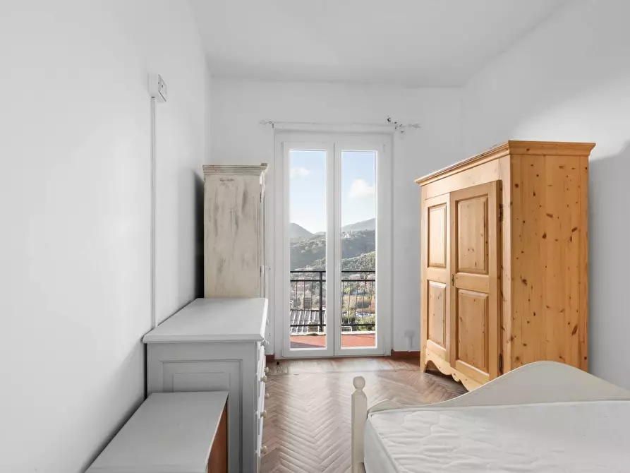 Immagine 11 di Villa in vendita  in Via Suea 75 a Lavagna