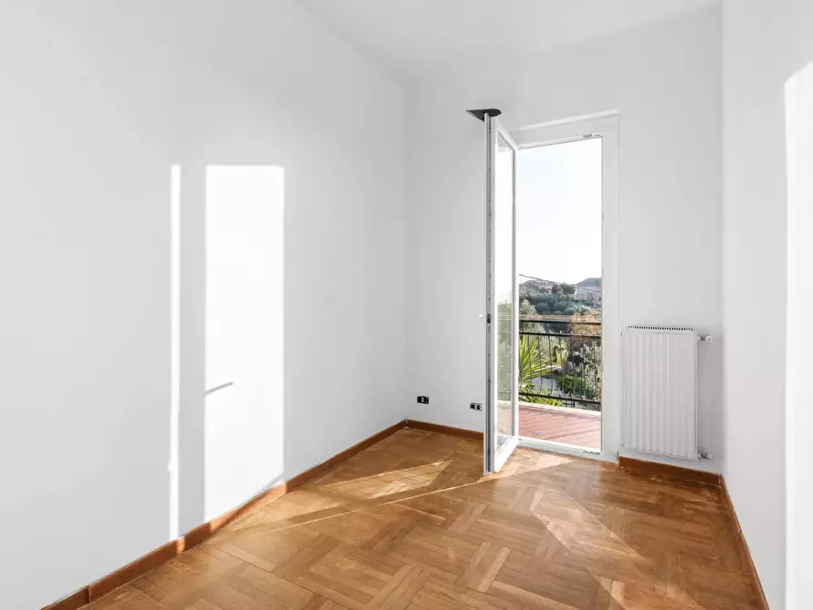 Immagine 12 di Villa in vendita  in Via Suea 75 a Lavagna