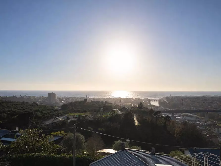 Immagine 14 di Villa in vendita  in Via Suea 75 a Lavagna