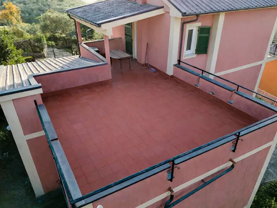 Immagine 16 di Villa in vendita  in Via Suea 75 a Lavagna