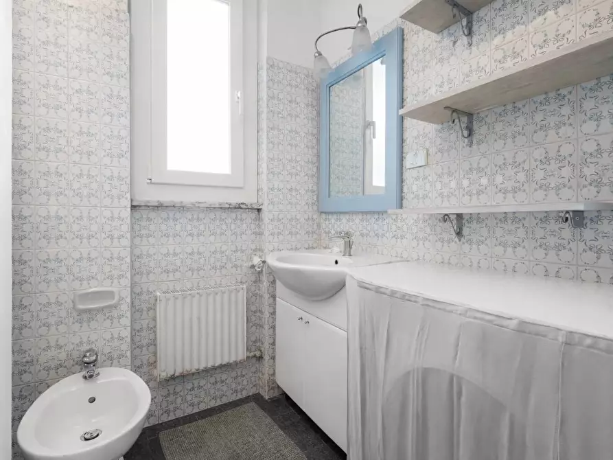 Immagine 24 di Villa in vendita  in Via Suea 75 a Lavagna