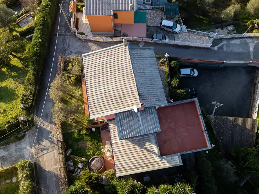 Immagine 27 di Villa in vendita  in Via Suea 75 a Lavagna