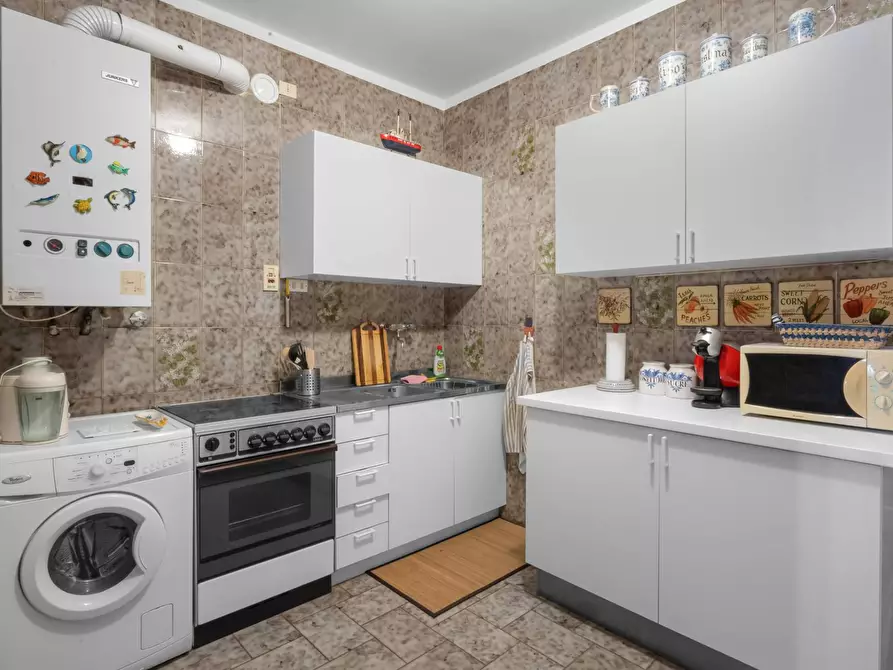 Immagine 5 di Appartamento in vendita  in Via Sam Benelli 43 a Rapallo