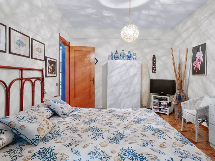 Immagine 8 di Appartamento in vendita  in Via Sam Benelli 43 a Rapallo