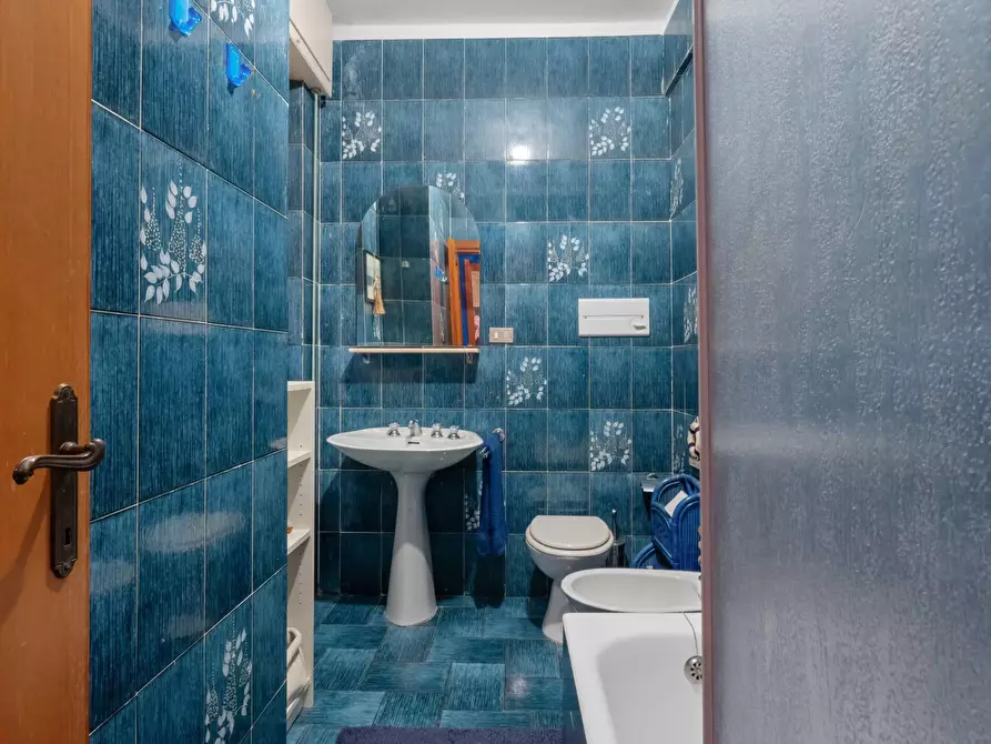 Immagine 12 di Appartamento in vendita  in Via Sam Benelli 43 a Rapallo