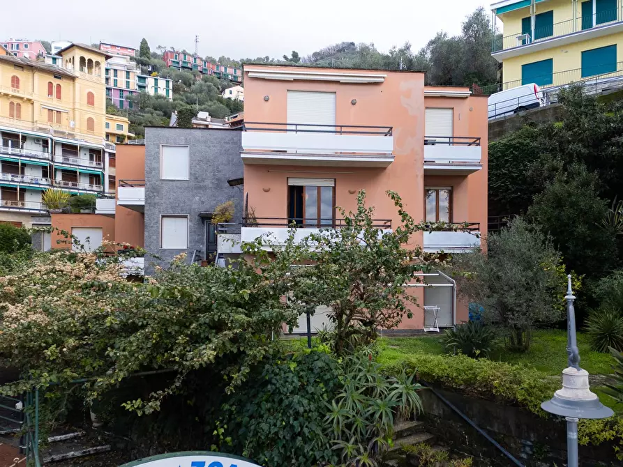 Immagine 16 di Appartamento in vendita  in Via Sam Benelli 43 a Rapallo