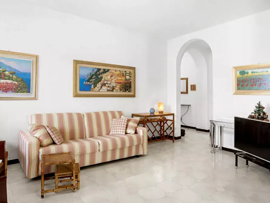 Immagine 5 di Appartamento in vendita  in Via San Michele 2 a Rapallo